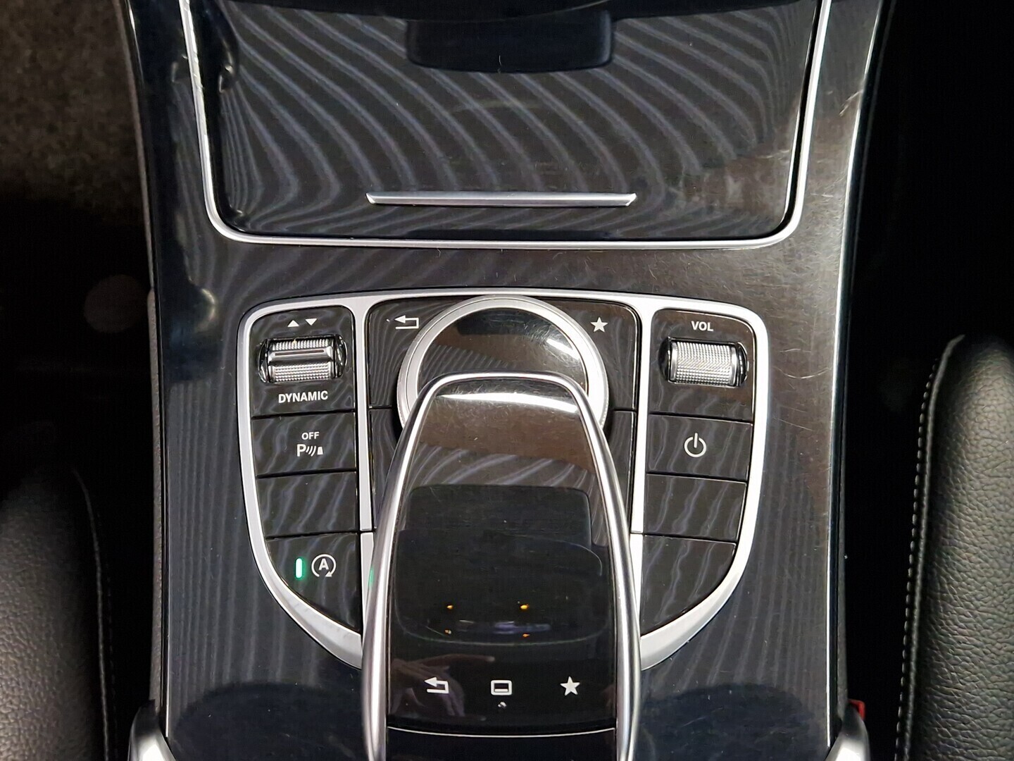 MERCEDES-BENZ C 2016