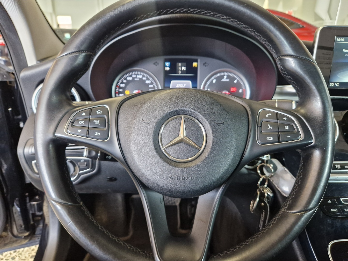 MERCEDES-BENZ C 2016