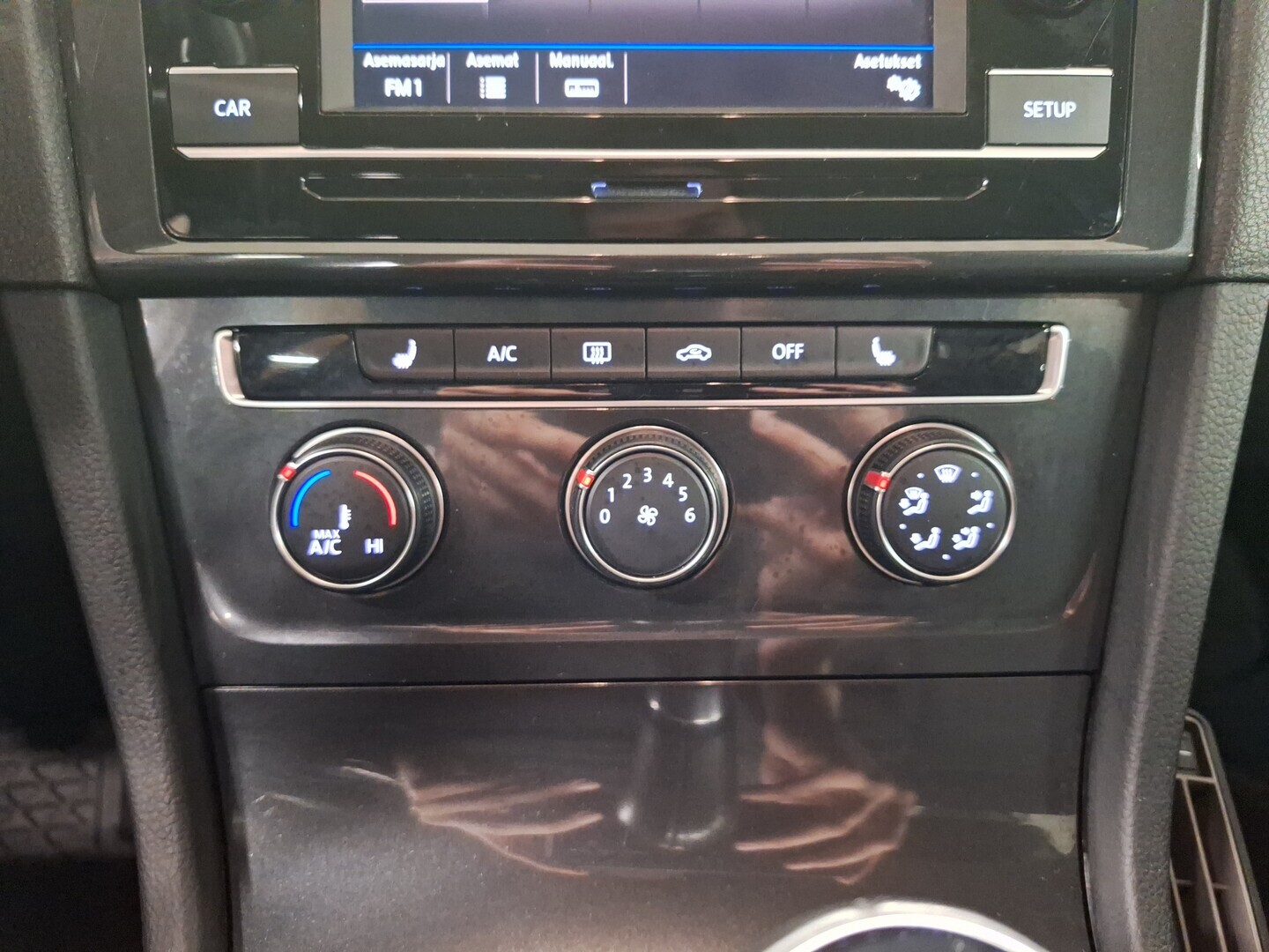 VOLKSWAGEN Golf 2017