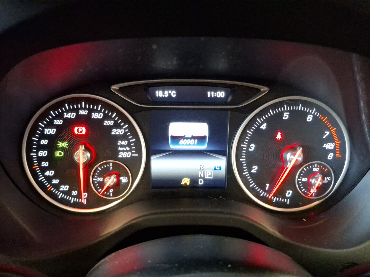 MERCEDES-BENZ A 2017