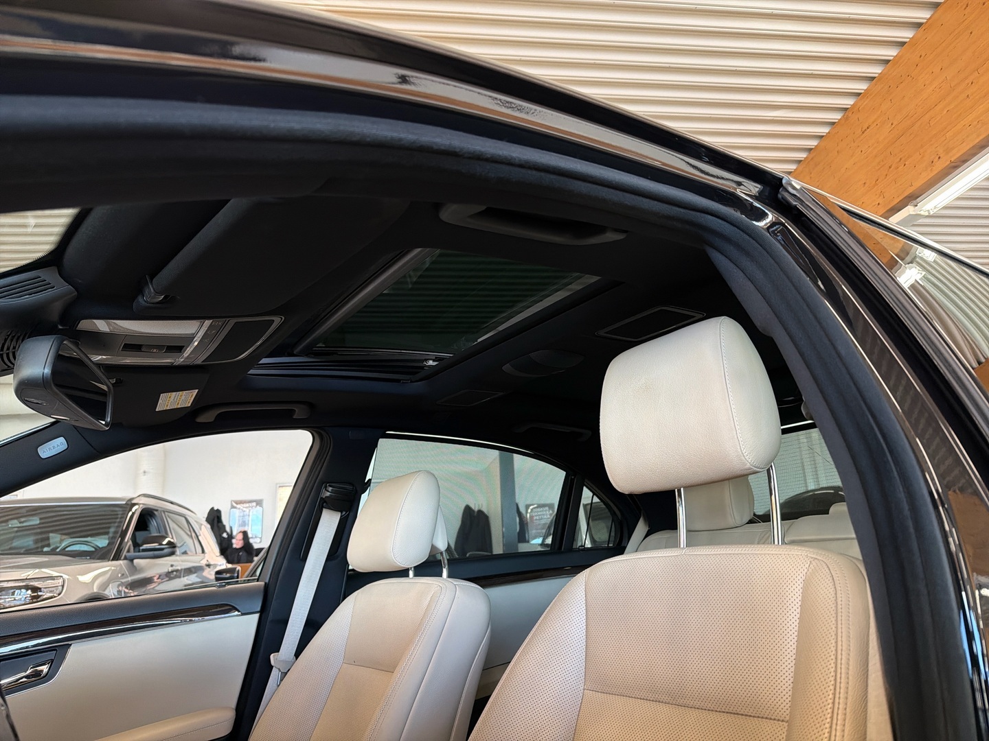 MERCEDES-BENZ S 2011