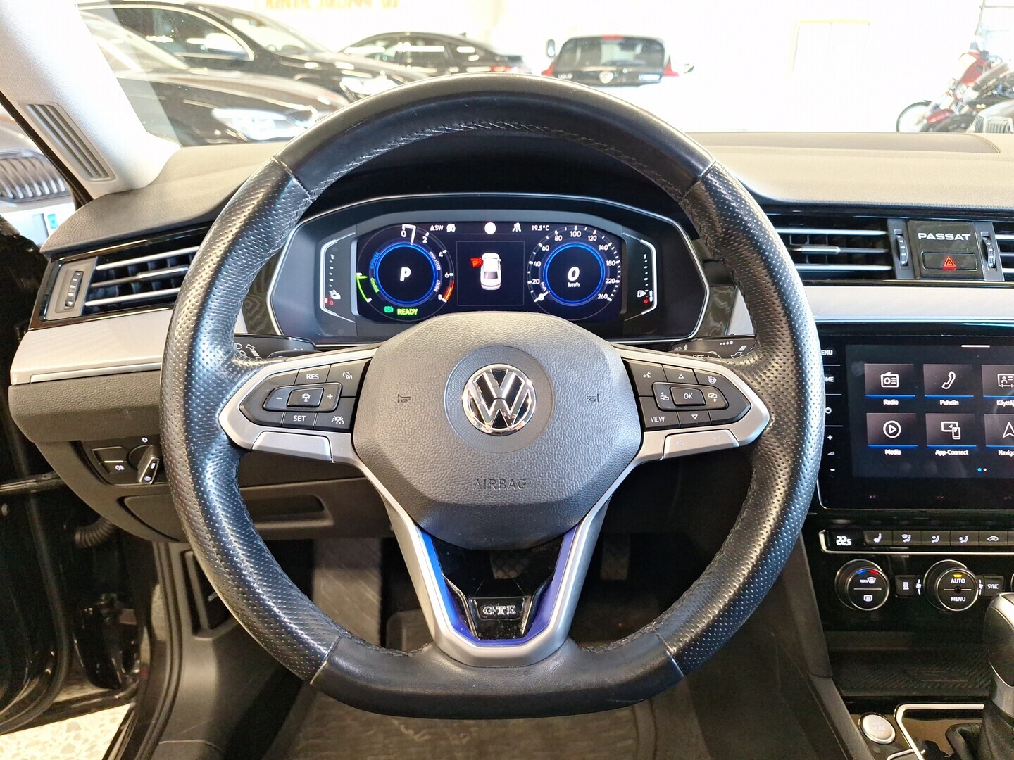 VOLKSWAGEN Passat 2020