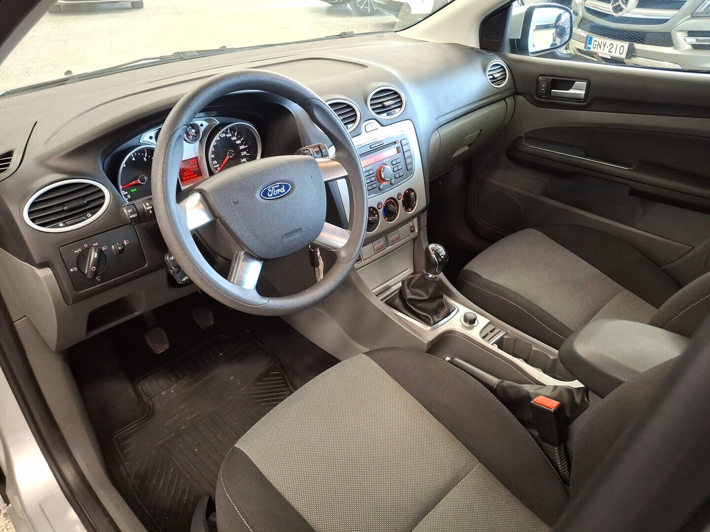 FORD Focus 2011