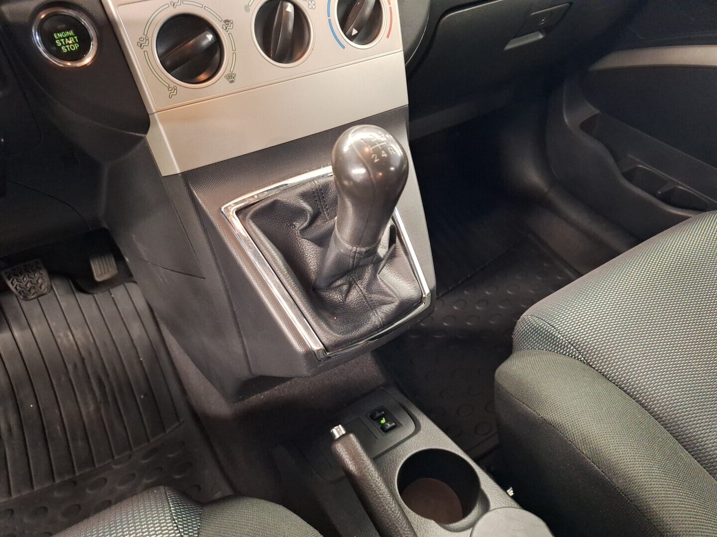 TOYOTA Corolla Verso 2006