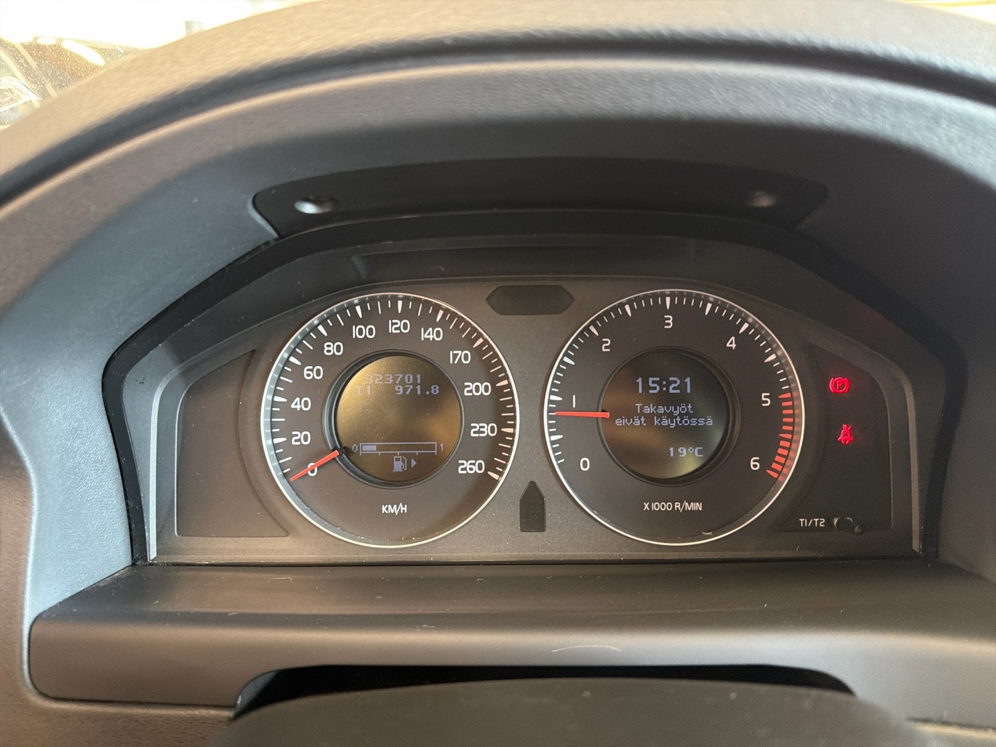 VOLVO V70 2010