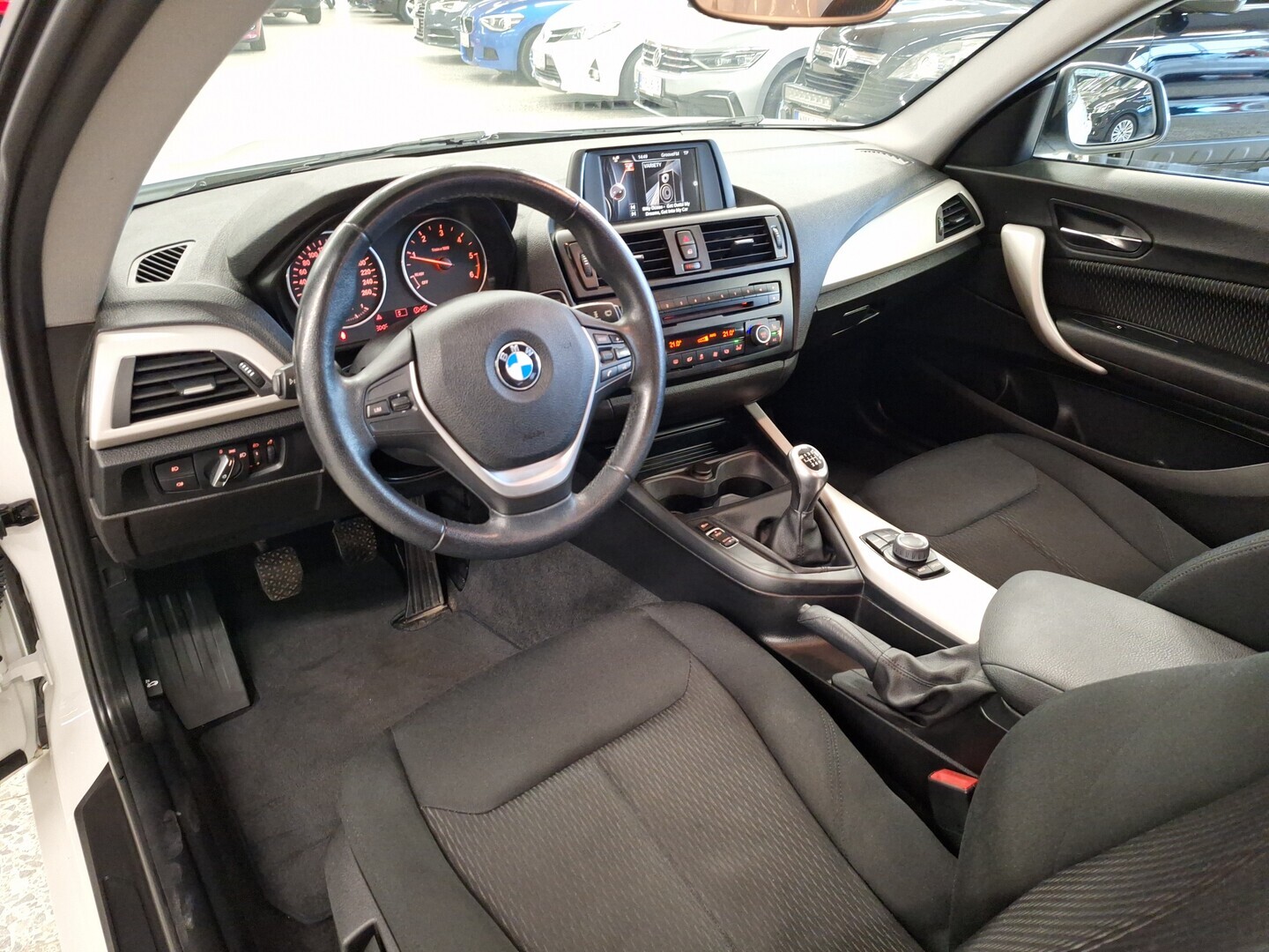 BMW 114 2015
