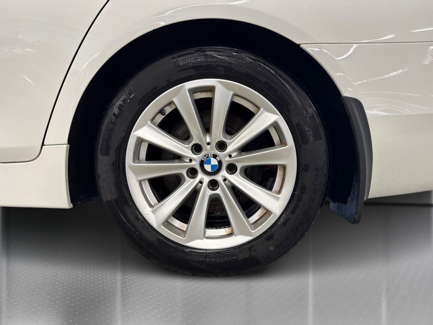 BMW 520 2015