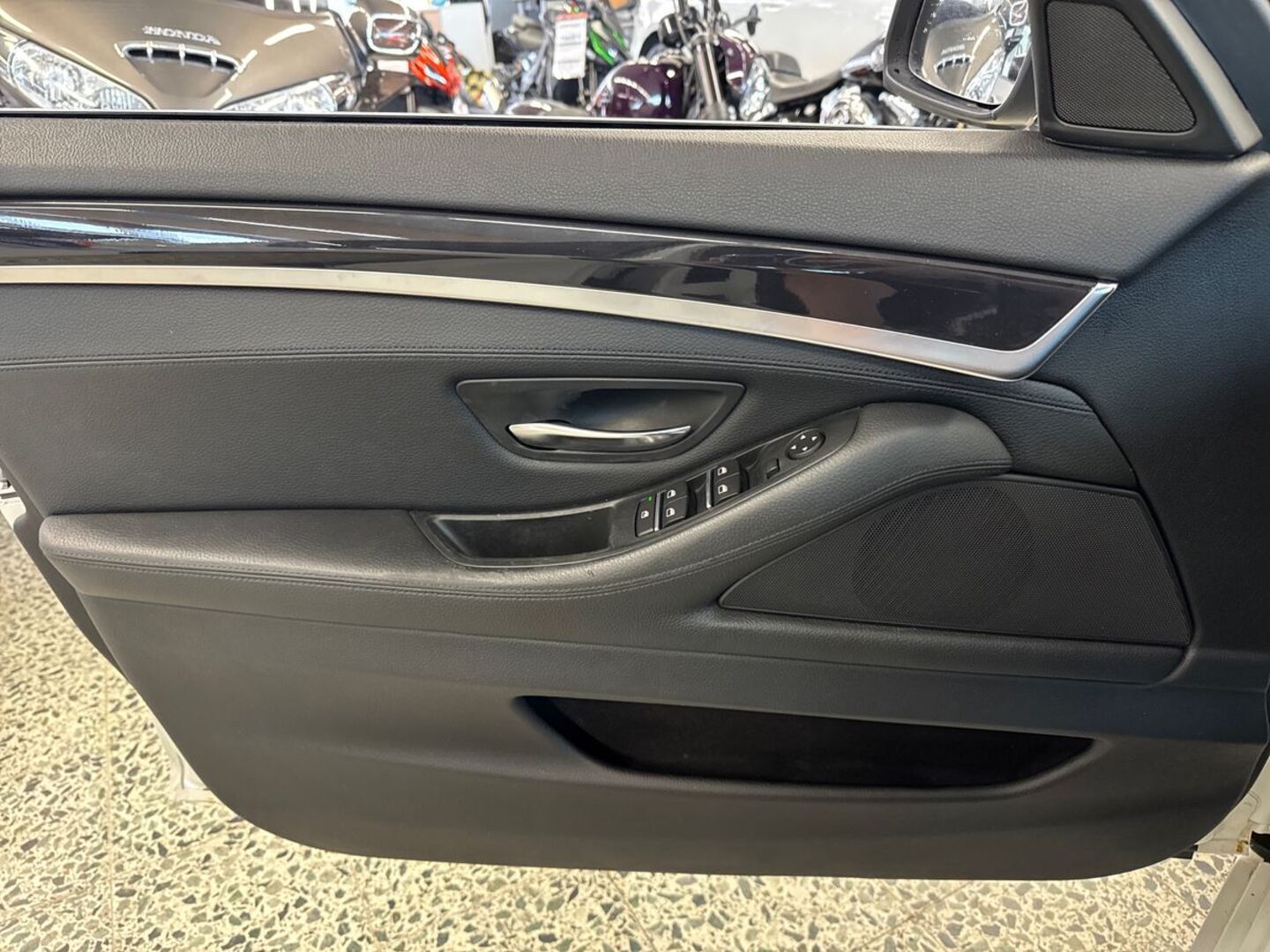 BMW 520 2015