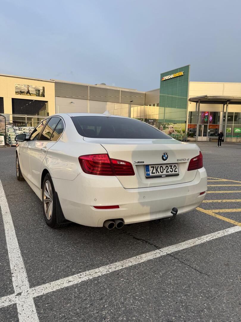 BMW 520 2015