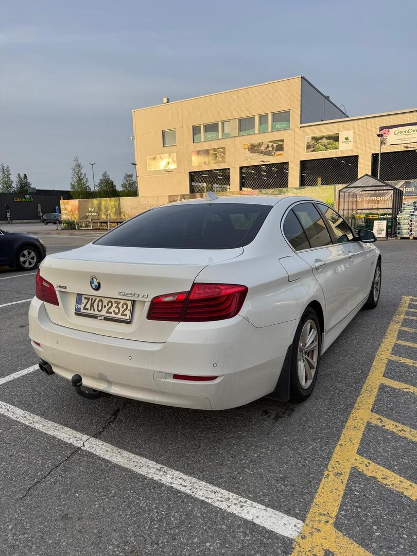 BMW 520 2015