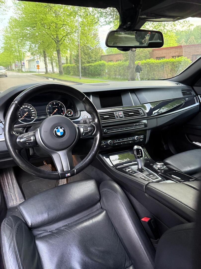 BMW 520 2015