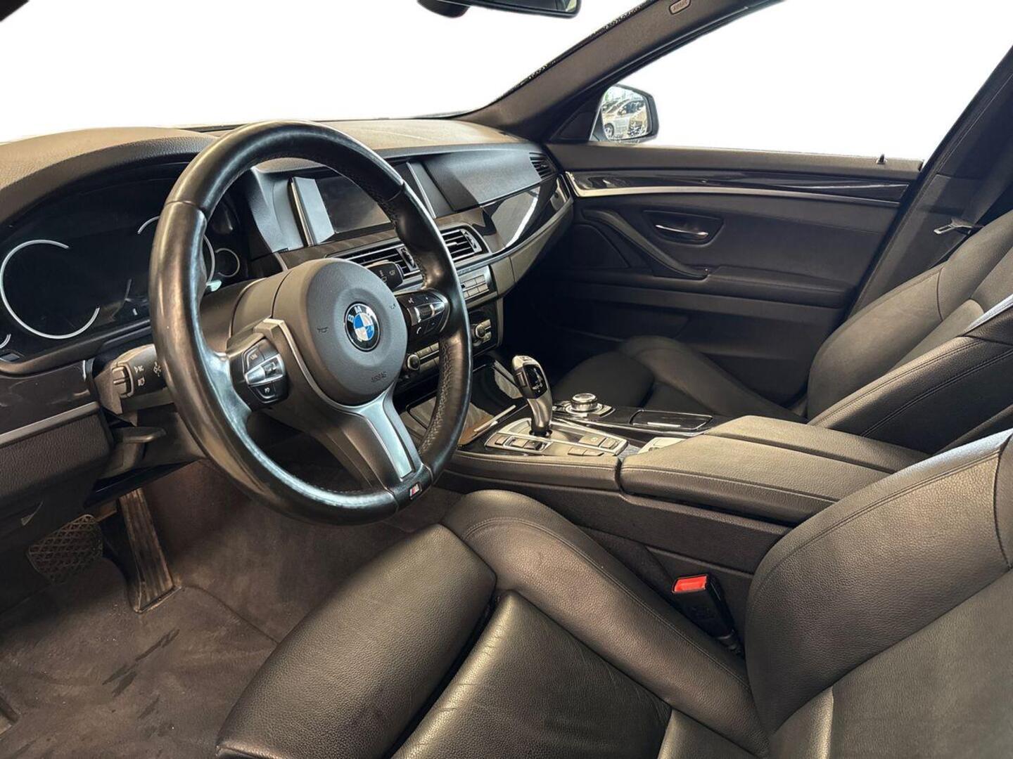 BMW 520 2015