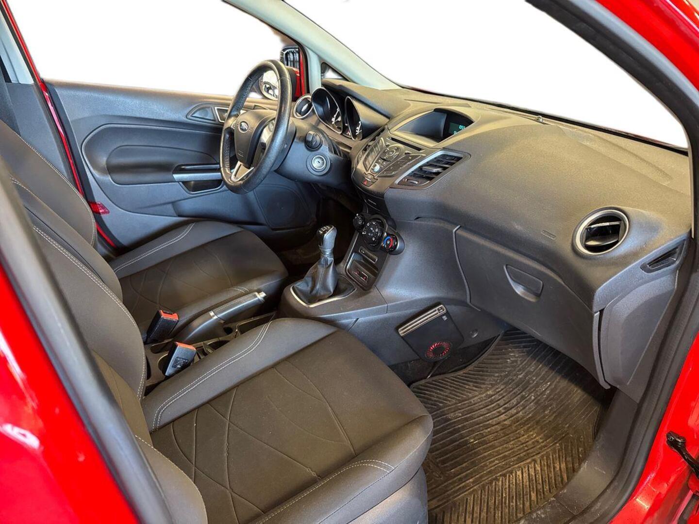 FORD Fiesta 2016