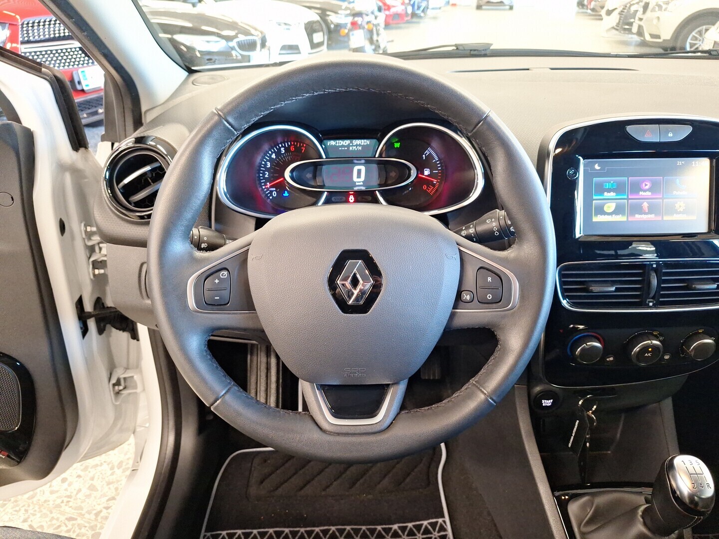 RENAULT Clio 2016
