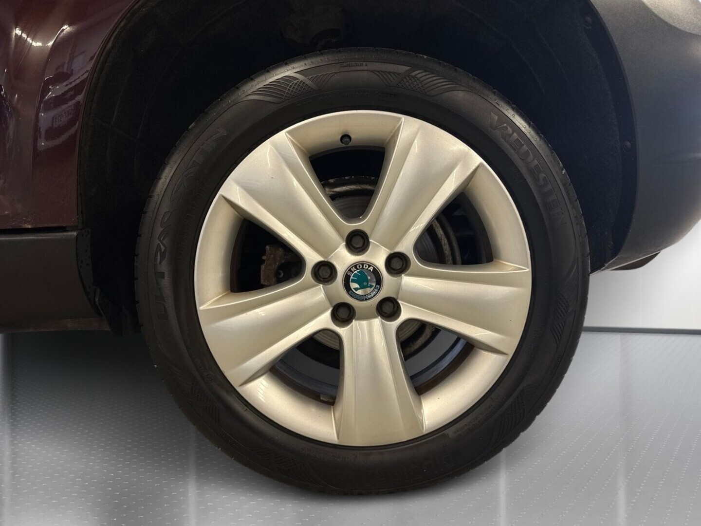 SKODA Yeti 2011