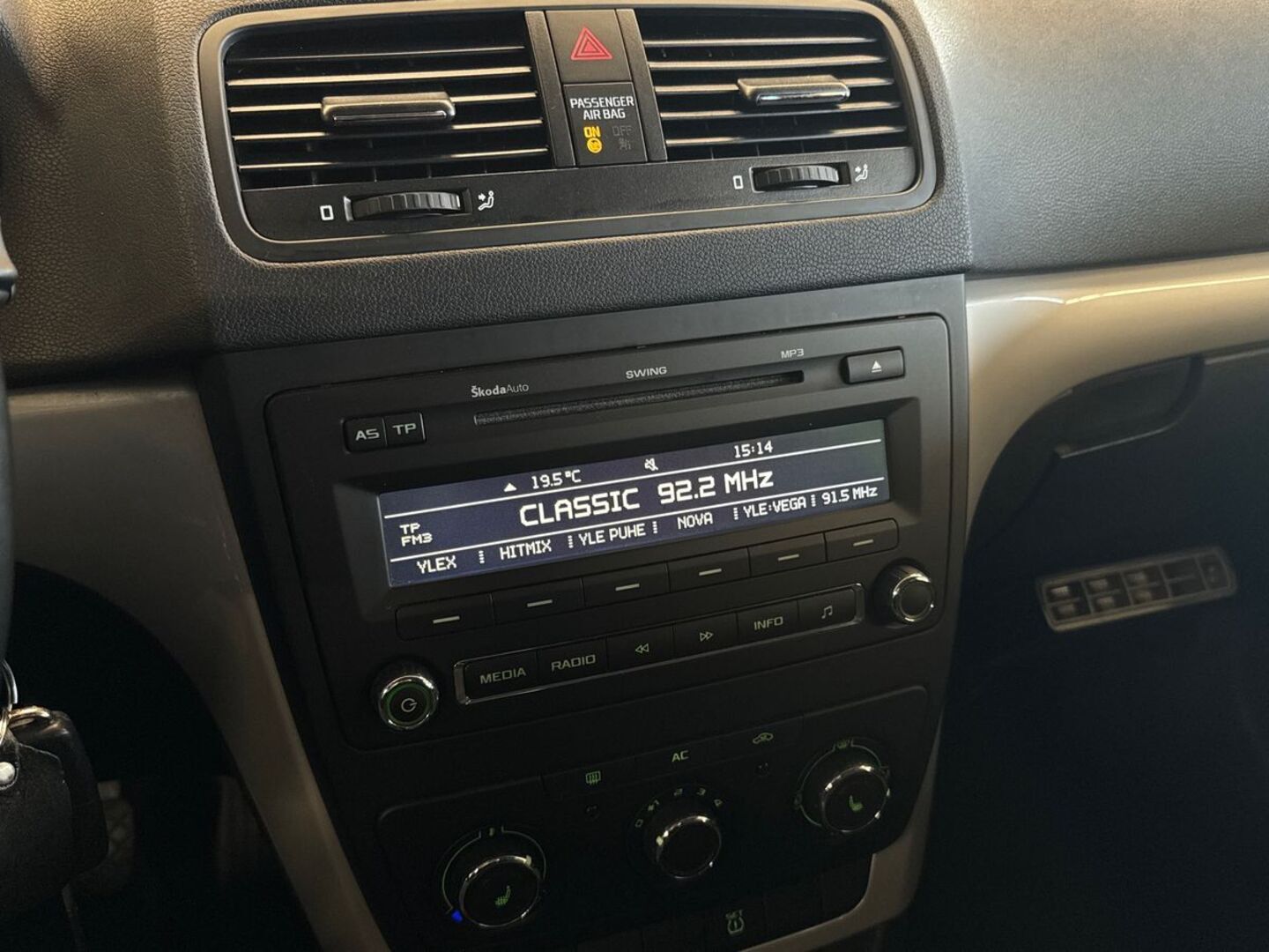 SKODA Yeti 2011