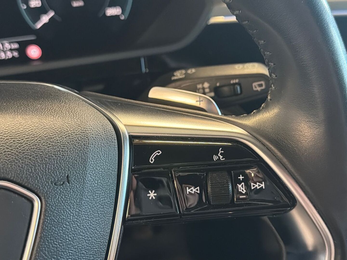 AUDI e-tron 2020
