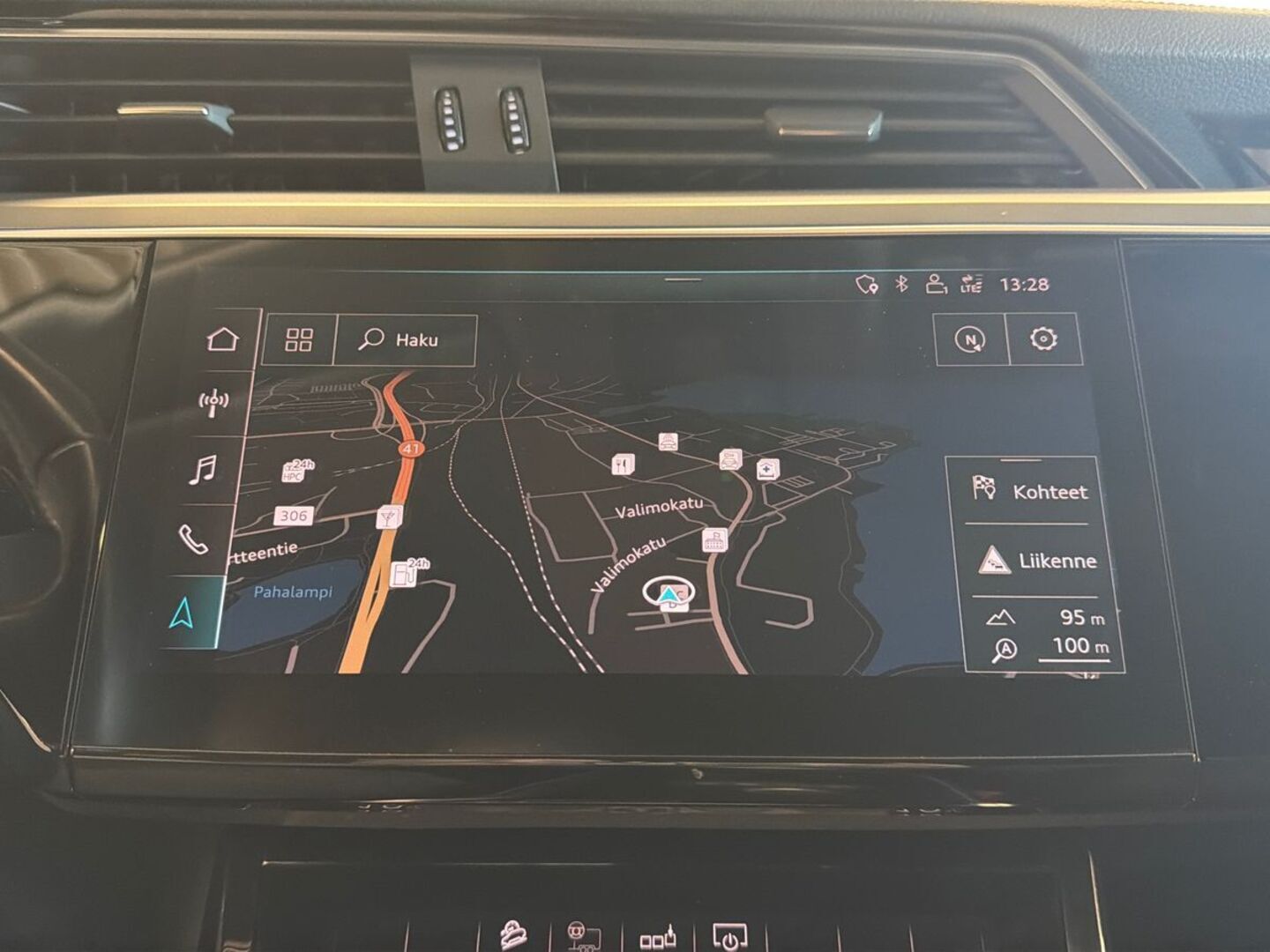 AUDI e-tron 2020
