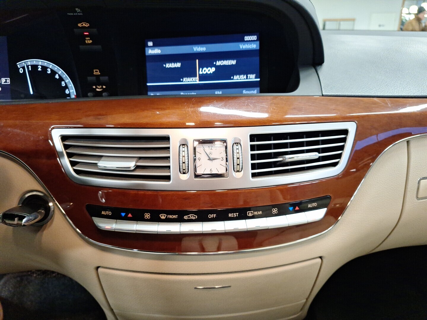 MERCEDES-BENZ S 2006