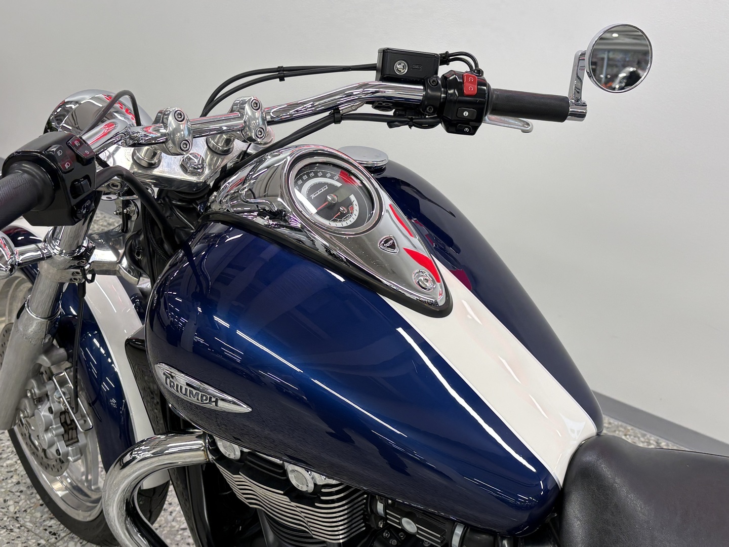 TRIUMPH Thunderbird 2010