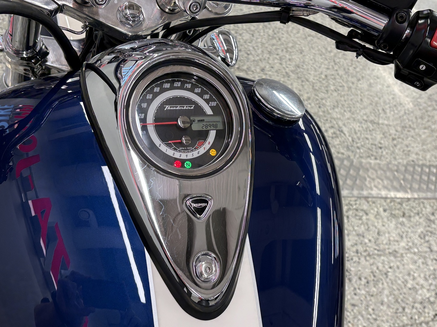 TRIUMPH Thunderbird 2010