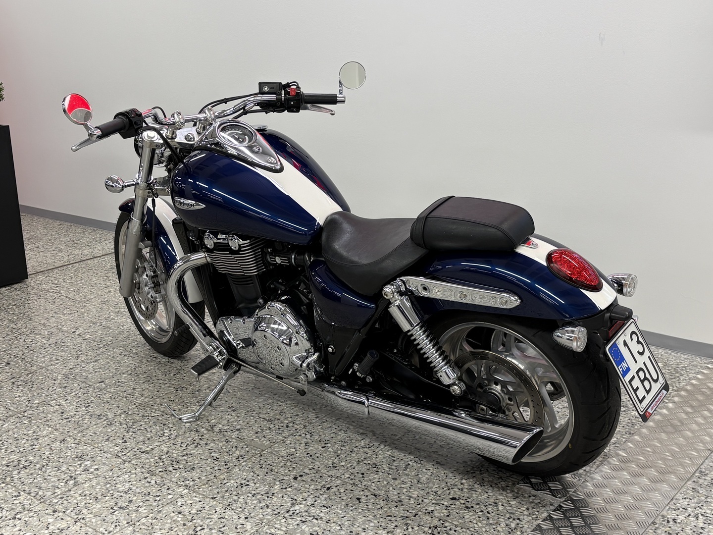 TRIUMPH Thunderbird 2010