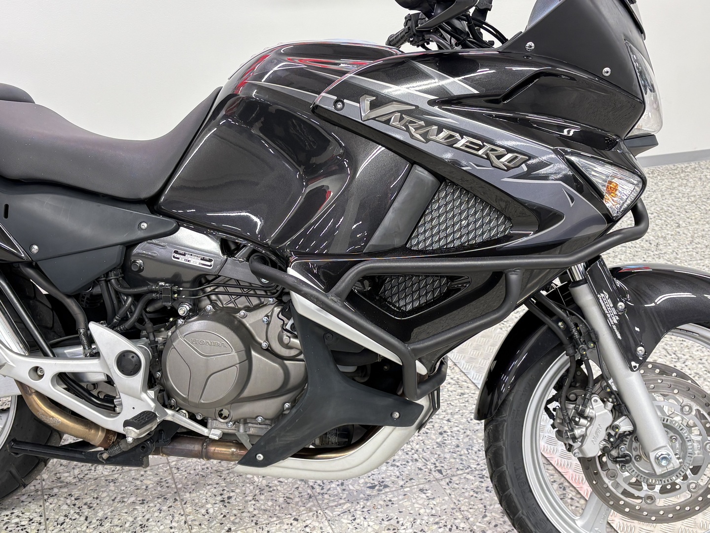 HONDA XL 2011