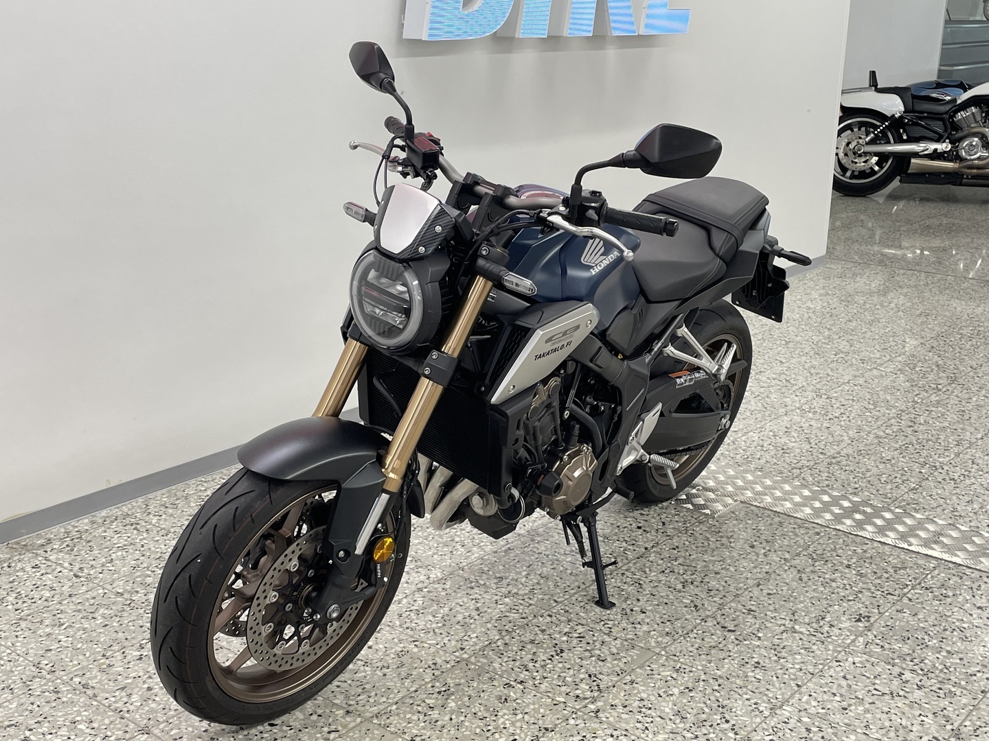 HONDA CB 2022