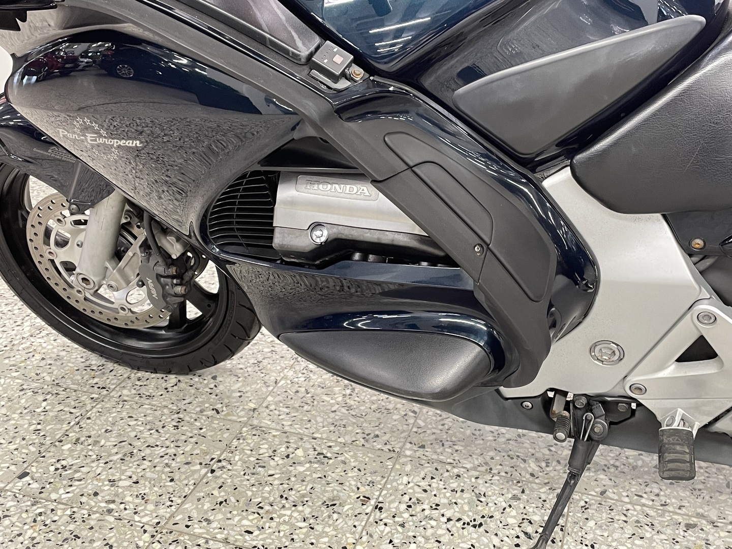 HONDA ST 2002