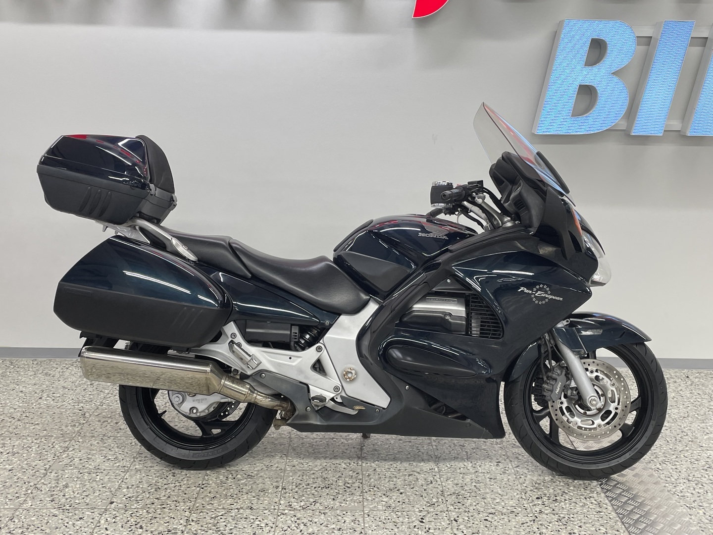 HONDA ST 2002