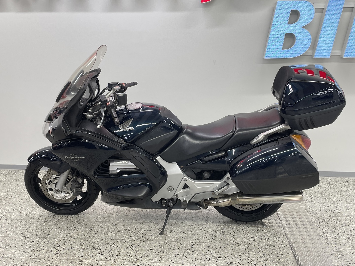 HONDA ST 2002