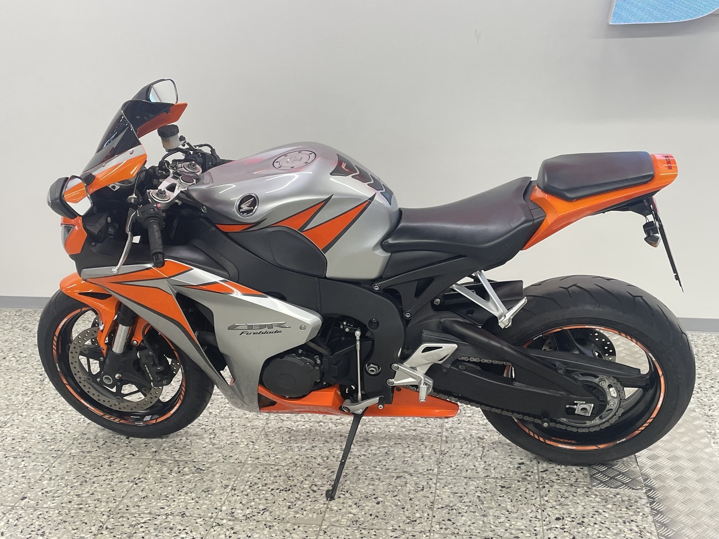 HONDA CBR 2010
