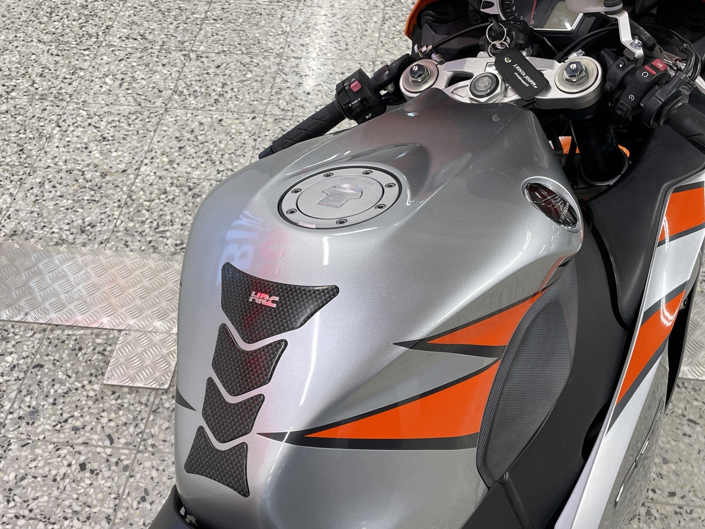HONDA CBR 2010