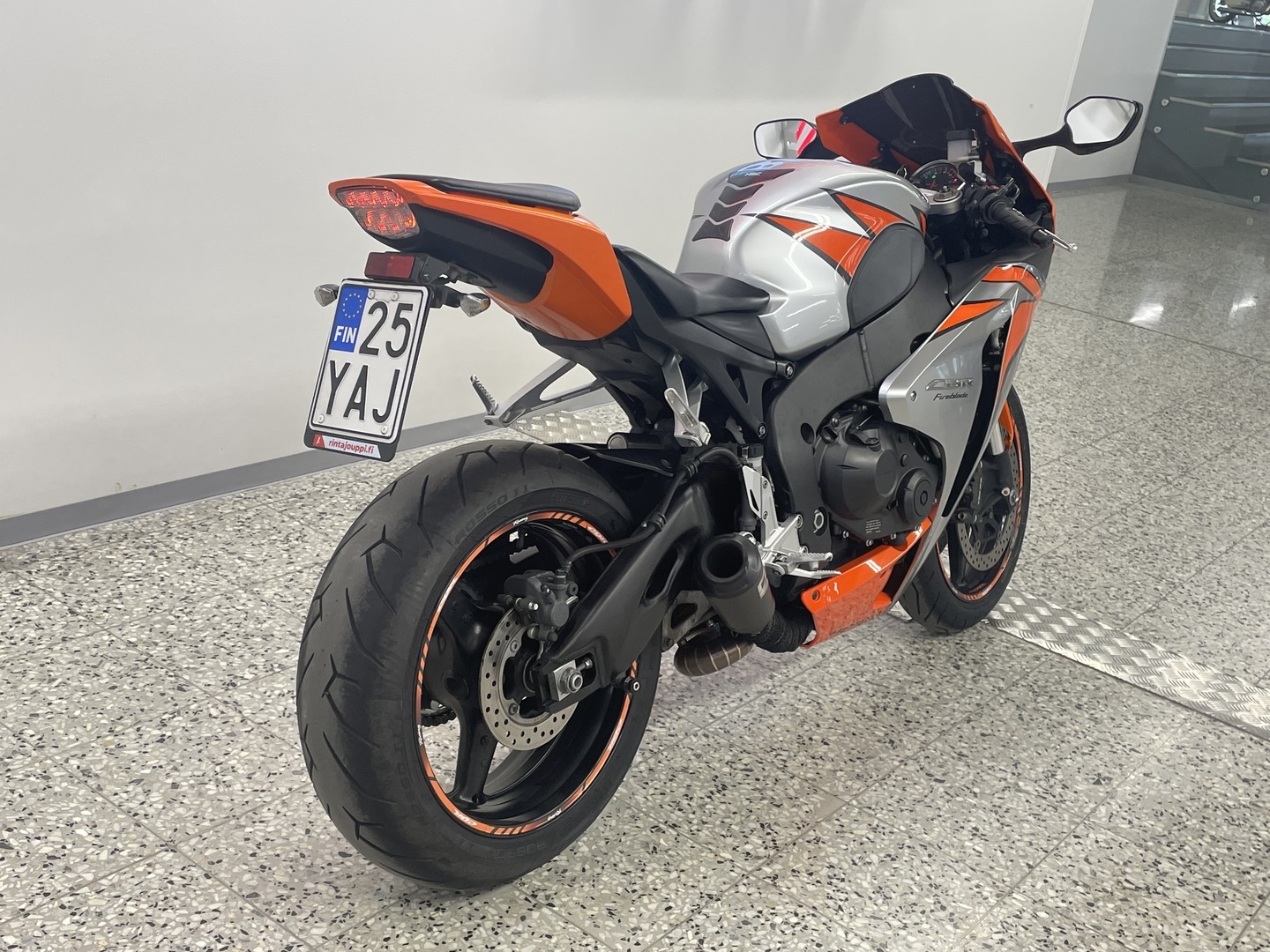 HONDA CBR 2010
