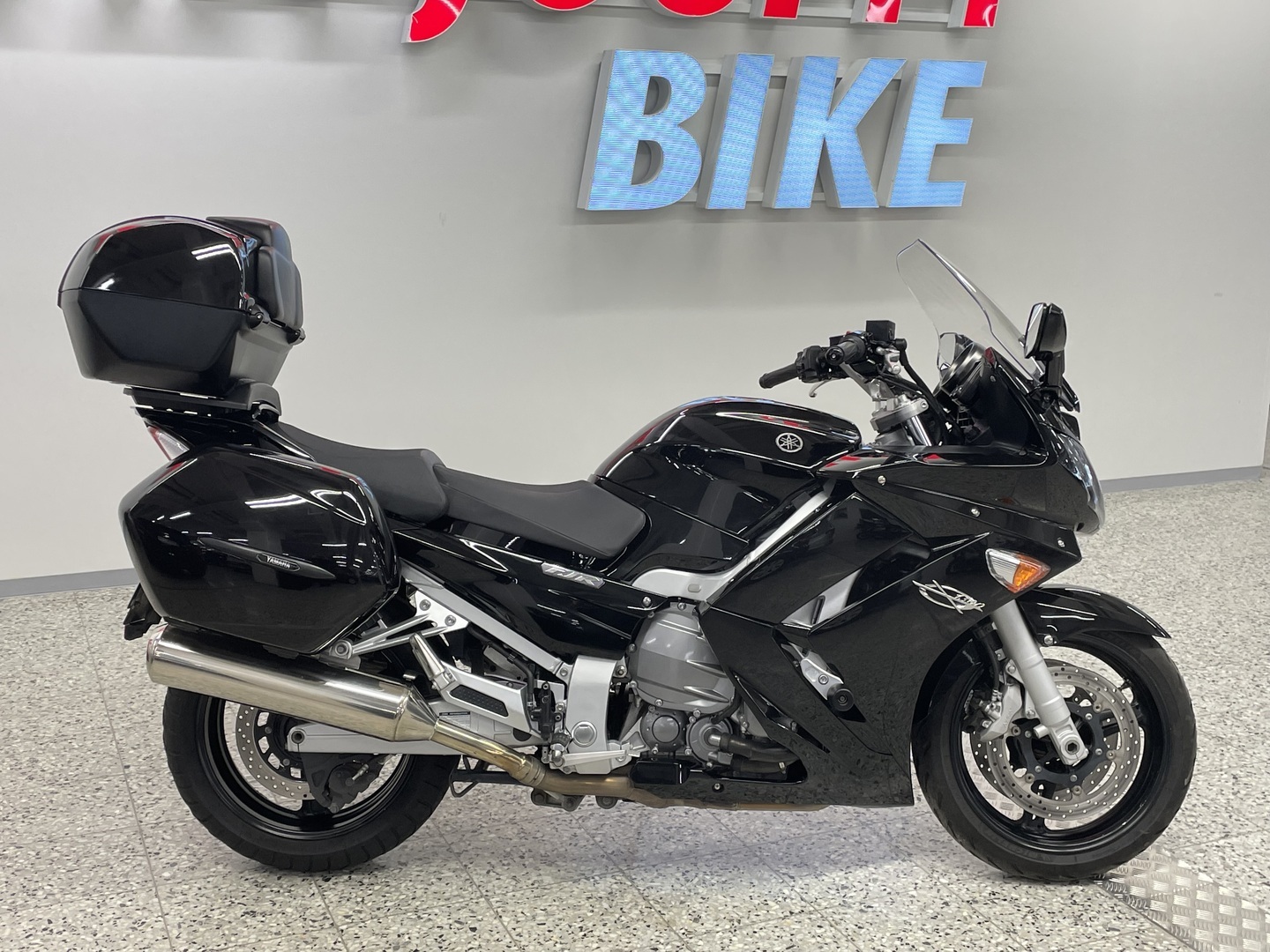 YAMAHA FJR 2013