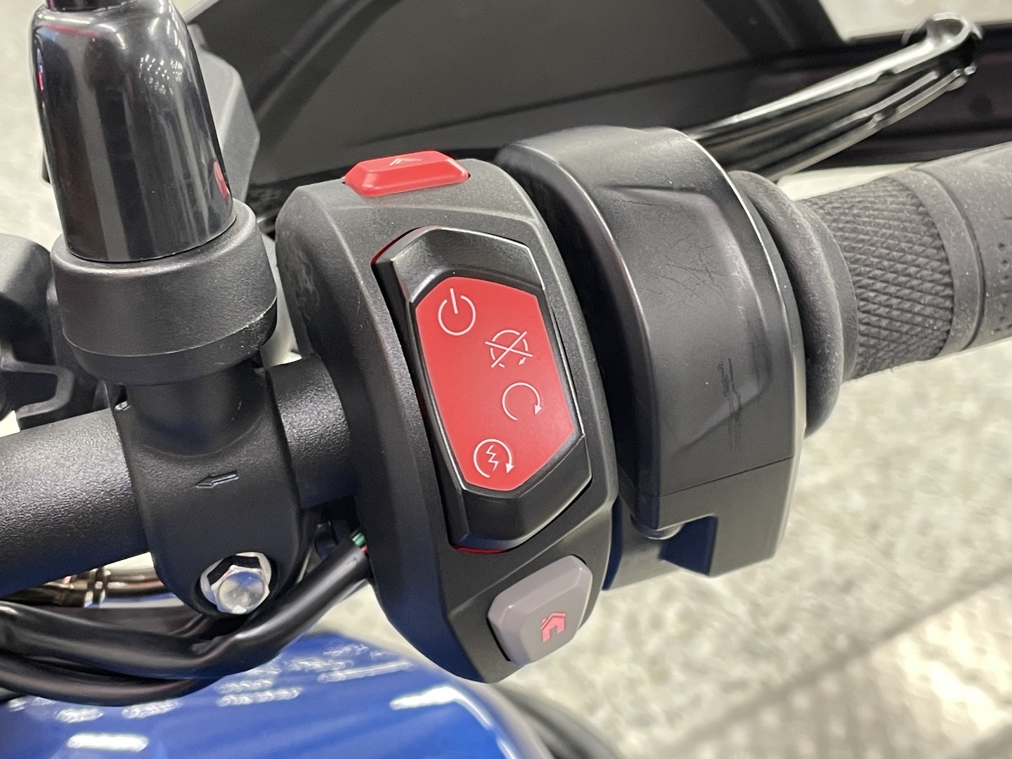 TRIUMPH TIGER 2023