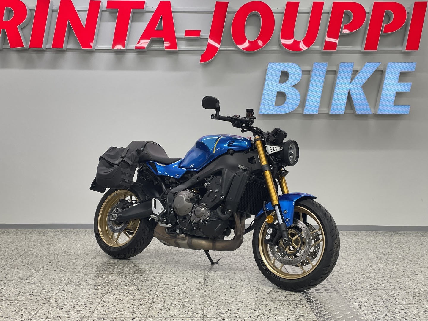 YAMAHA XSR 2023