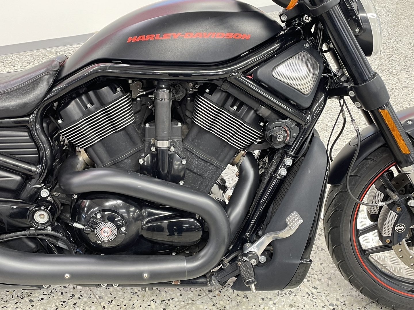 HARLEY-DAVIDSON VRSC 2014