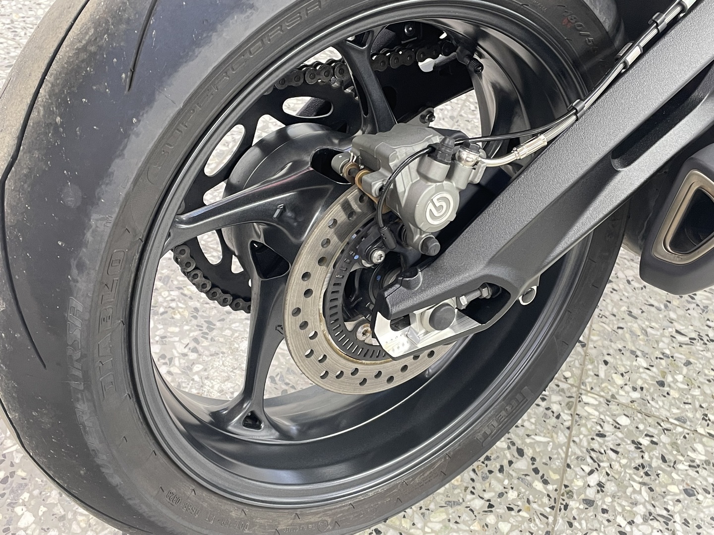 TRIUMPH STREET TRIPLE 2025