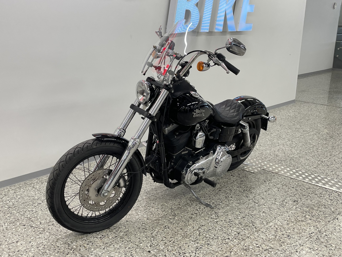 HARLEY-DAVIDSON DYNA 2014