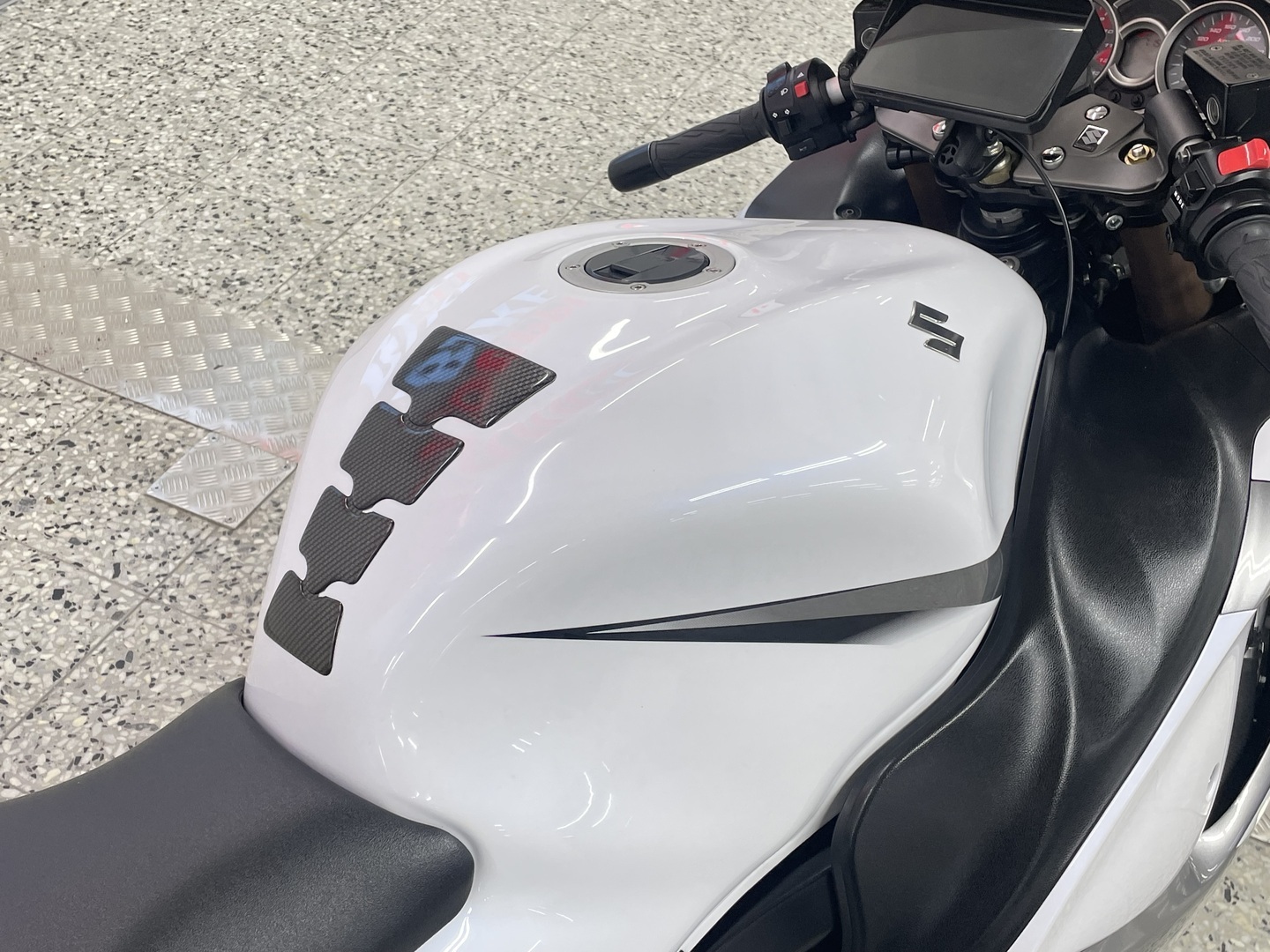 SUZUKI GSX 2014