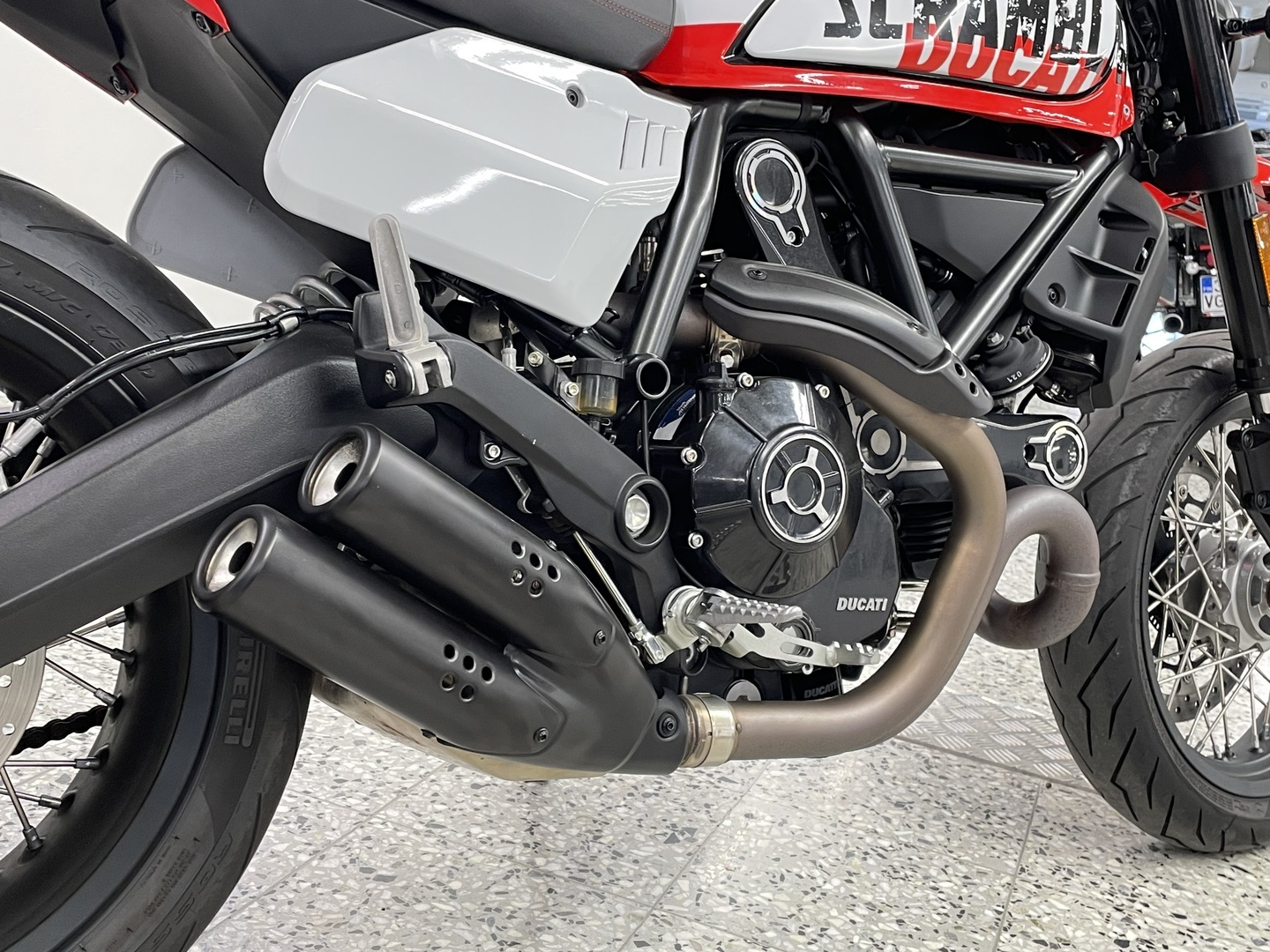 DUCATI SCRAMBLER 2022