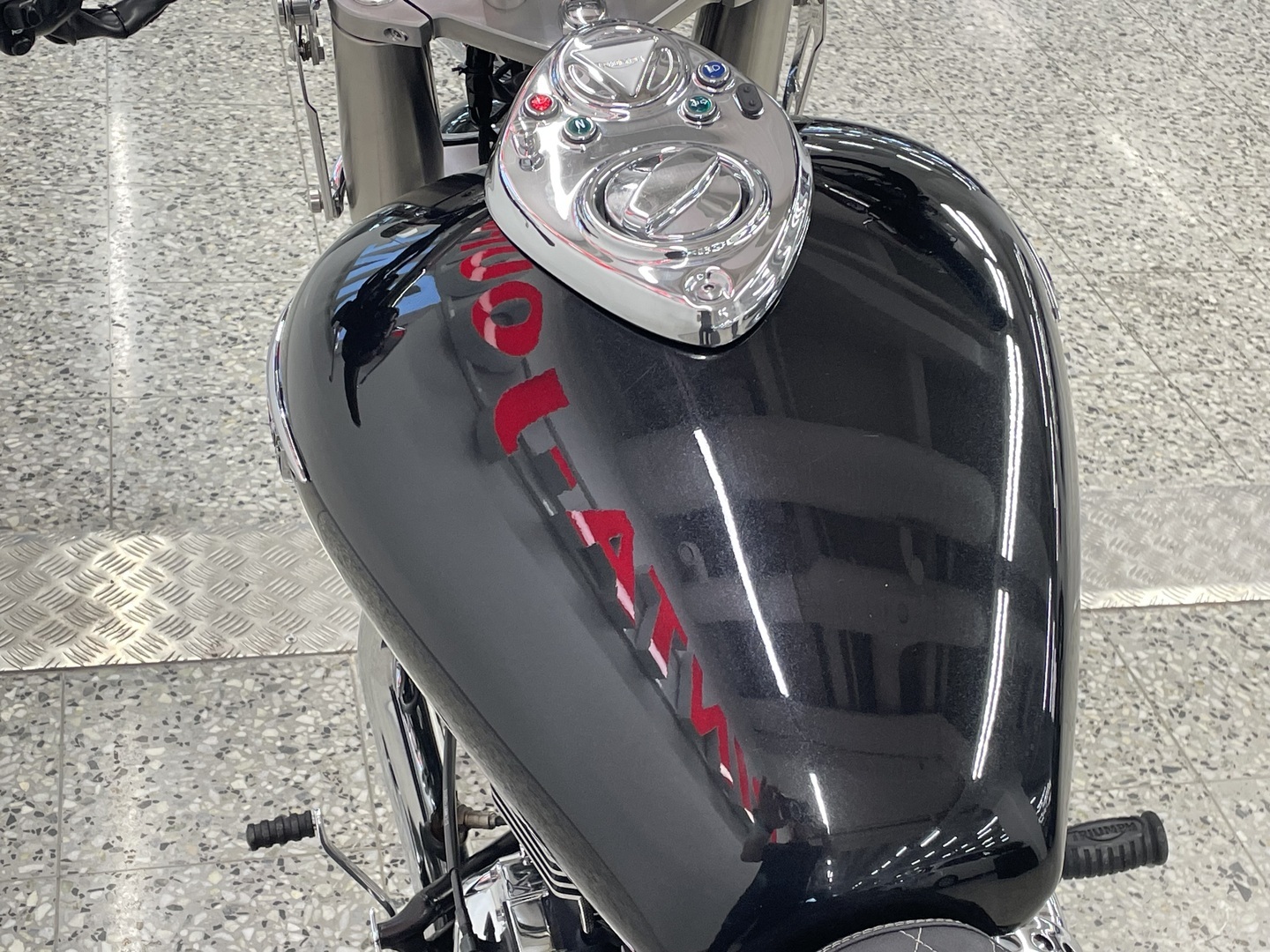 TRIUMPH AMERICA 2013