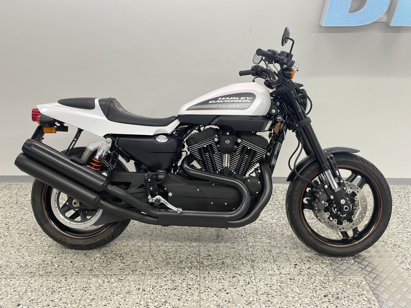 HARLEY-DAVIDSON SPORTSTER 2012