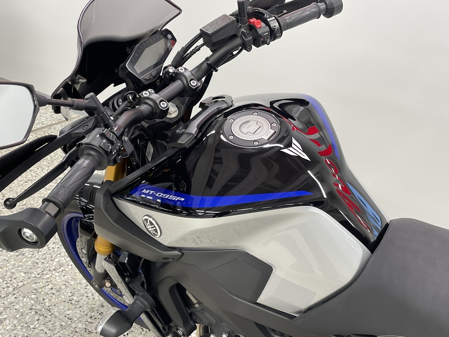 YAMAHA MT-09 2018