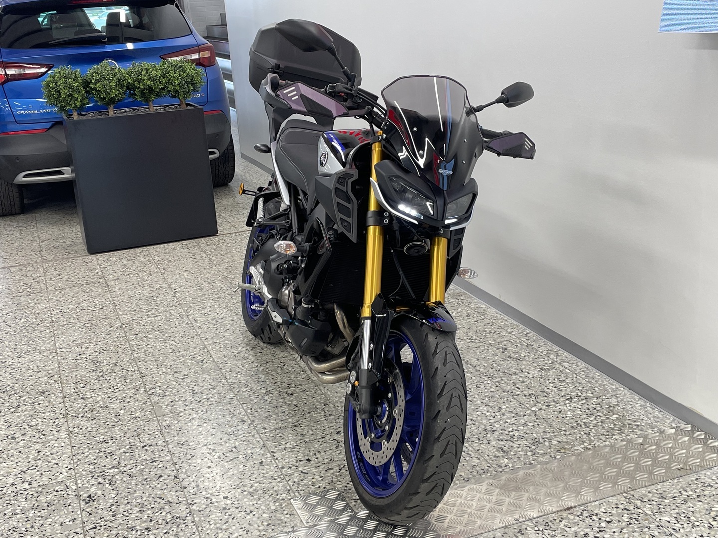 YAMAHA MT-09 2018