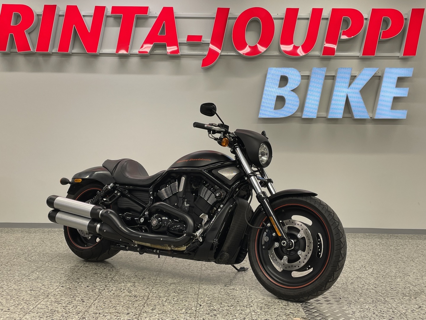 HARLEY-DAVIDSON VRSC 2010