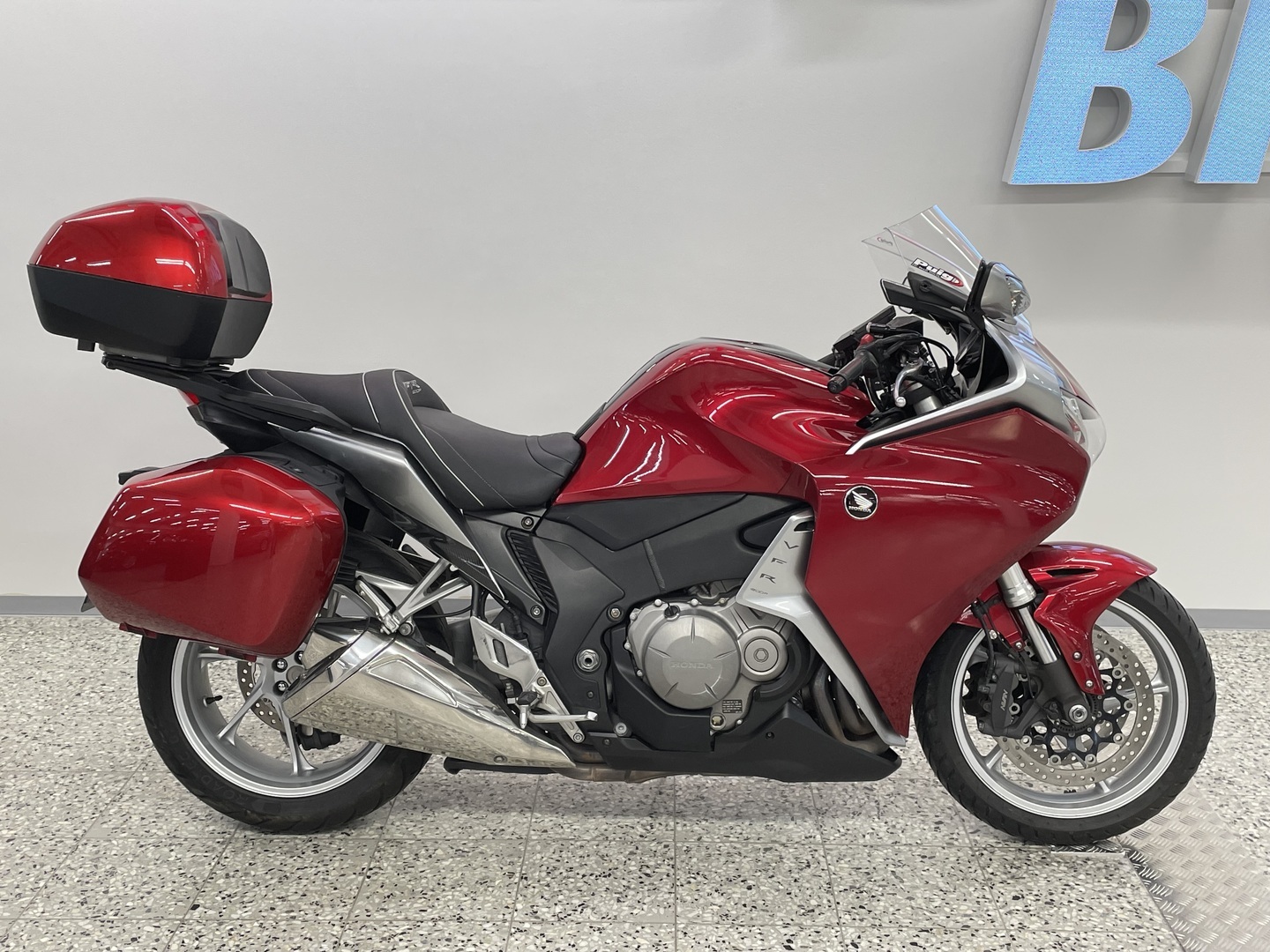 HONDA VFR 2011