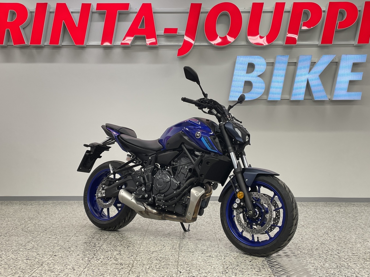 YAMAHA MT-07 2024