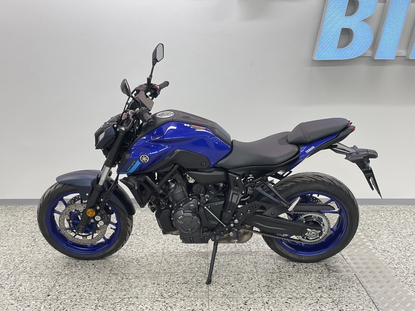 YAMAHA MT-07 2024